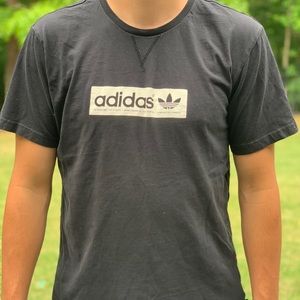 Adidas T-Shirt